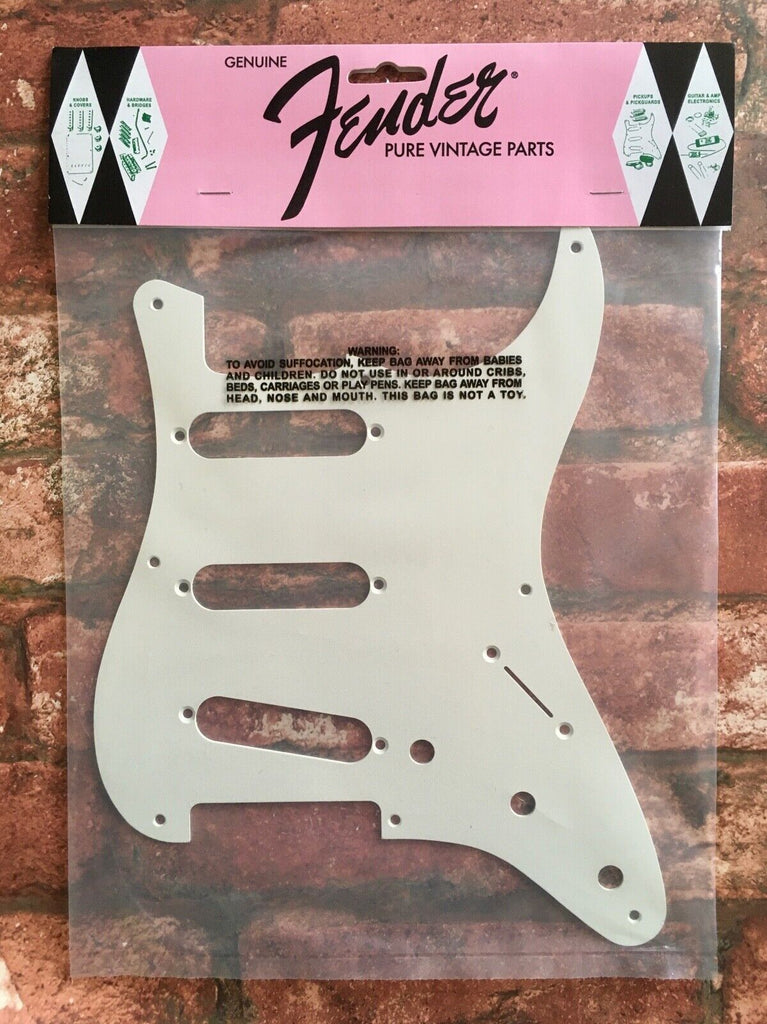 Fender '56/'59 Stratocaster Pickguard, 8-Hole 1-Ply Eggshell, Pure Vintage Strat