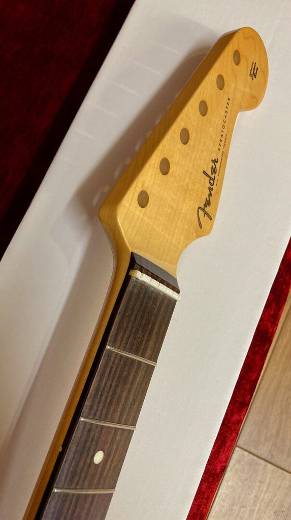 Fender Stratocaster ネック Fender Vintera Mod '60s Stratocaster Neck Maple | Guitar Center